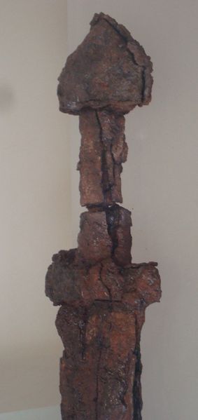 File:NMS Ballinaby Sword Hilt.JPG