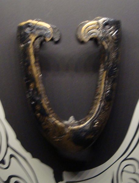 File:Hedeby Sword Chape Eastern.JPG