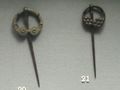 Annular brooches, NMI-1900.53, W.- (R7-20,21).JPG