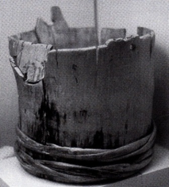 File:Log Bucket -Denmark, Hedeby (Morris 2000).jpg