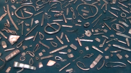 File:VA Hoards found in Britain.jpg