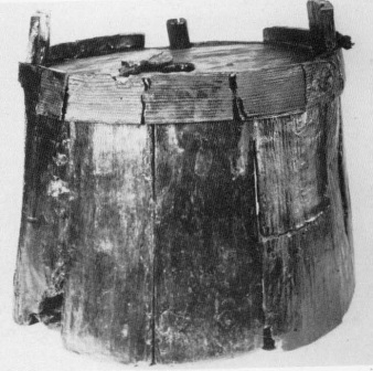 File:Bucket - Ireland, Dublin (VAC).jpg