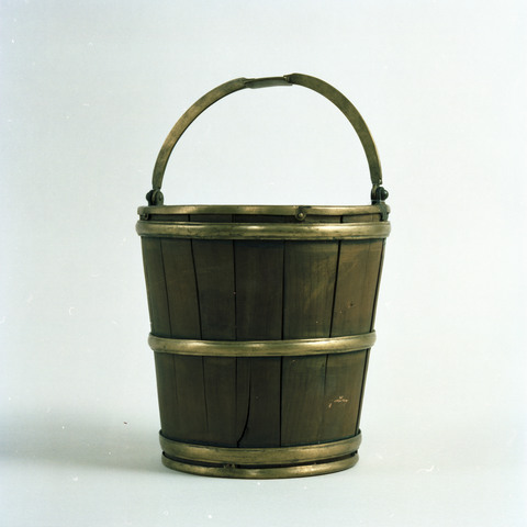 File:Bucket brass - Norway, Oseberg no.303 (Universetsmuseene).jpg