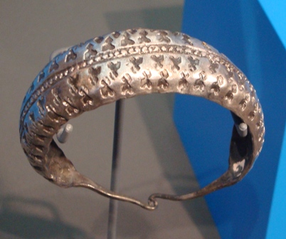 File:YM Bossall-Flaxton Hoard 1948.700 (133).jpg
