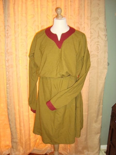 File:Luta Norman Tunic.JPG