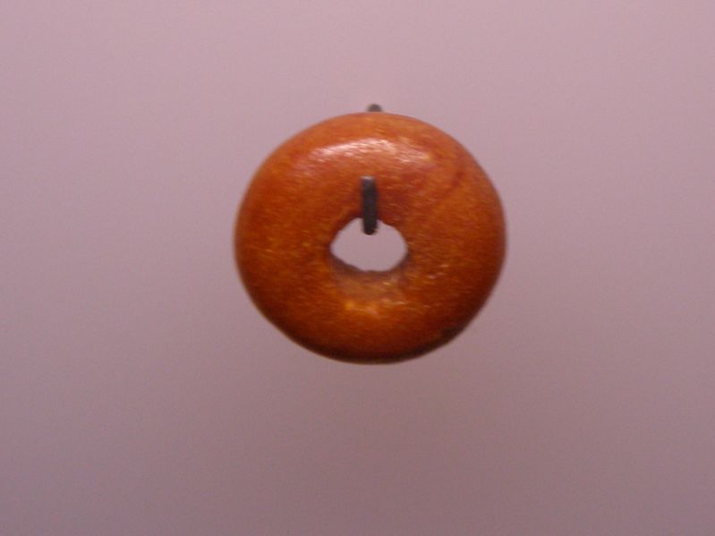 File:Hedeby Amber Bead.JPG