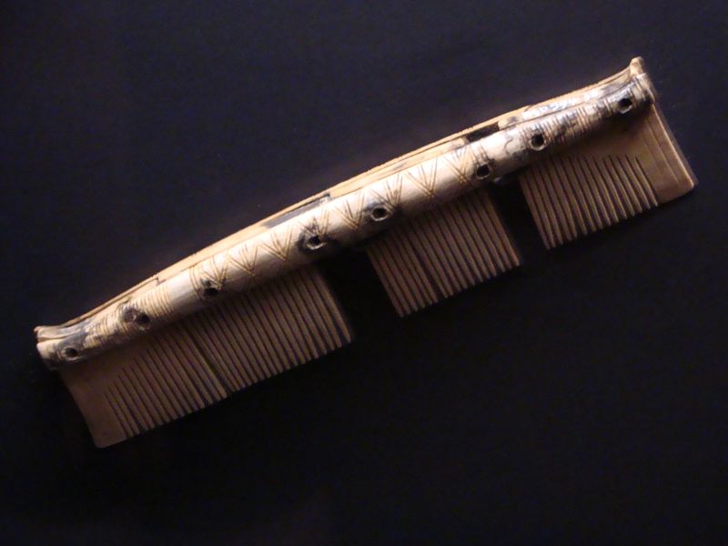 File:Hedeby Antler Comb.JPG