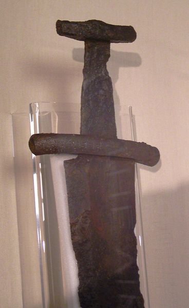 File:TH Hesket Sword Hilt.jpg