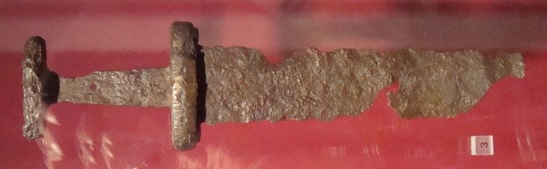 File:London-Sword Charing Cross.JPG