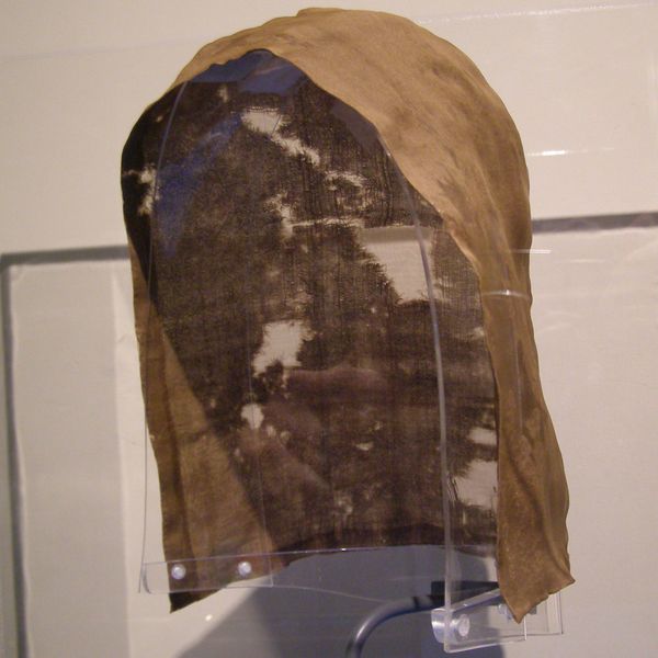 File:Coppergate Cap.JPG