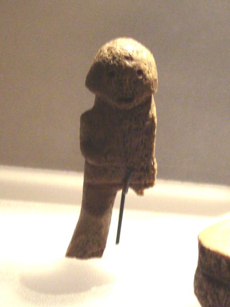File:Hedeby Wood Figures-2.JPG